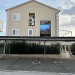 Jil Apartamento Zaboric